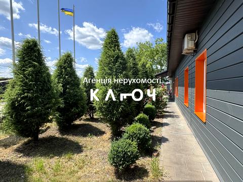 комерційна за адресою Олега Ольжича вул., 48