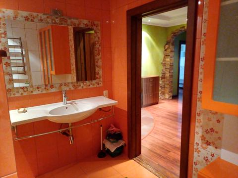 квартира за адресою Анни Ахматової вул., 37