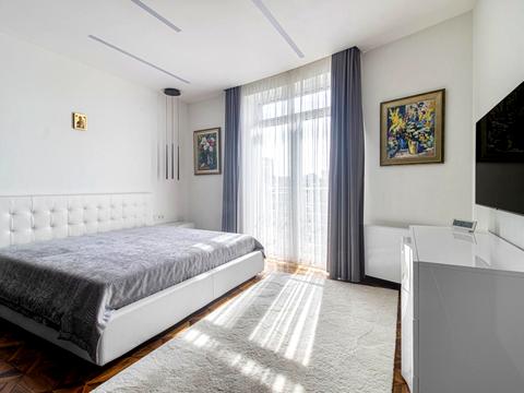 квартира за адресою Любомира Романківа вул. (Червона), 17