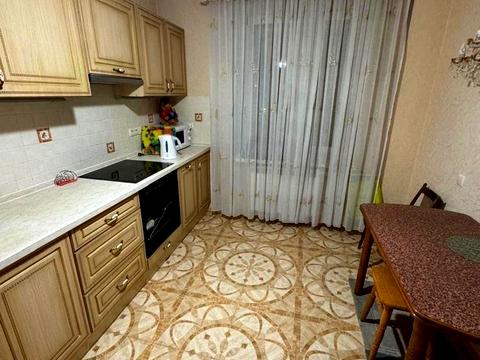 квартира за адресою Олександра Кониського вул., 52-58