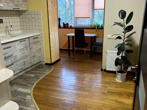 квартира за адресою Святошинська вул., 27Г-1