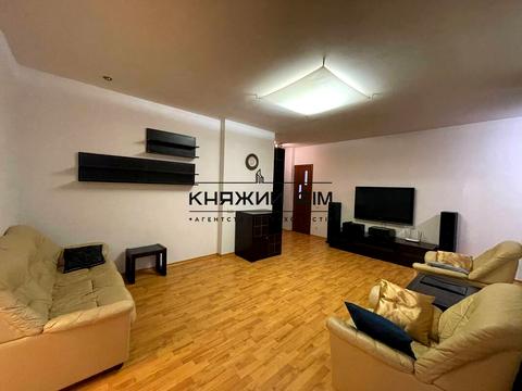 квартира за адресою Анни Ахматової вул., 47