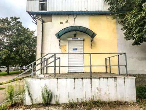 коммерческая по адресу 77-й Гвардейской Дивизии просп. (Рокоссовского), 12