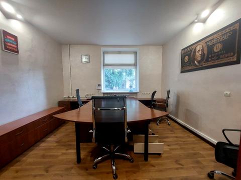 коммерческая по адресу Гетьмана Павла Полуботка ул. (Попудренко), 22