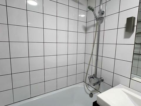 квартира за адресою Верховної Ради бульв., 21