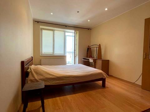 квартира за адресою Джорджа Вашингтона вул. (Батальна), 4