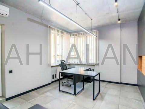 коммерческая по адресу Саксаганского ул., 37-К