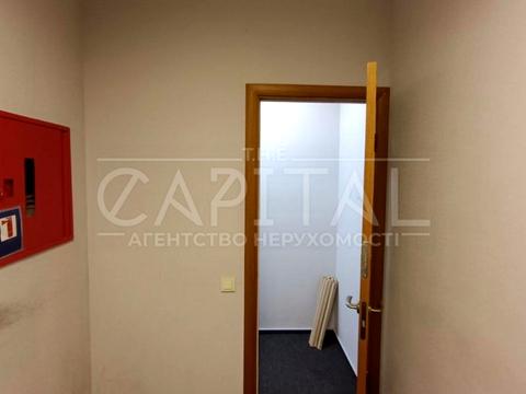 коммерческая по адресу Тодося Осьмачки, 33В