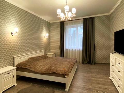 дом по адресу Жовтнева