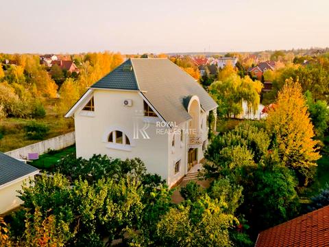будинок за адресою Лісова вул.