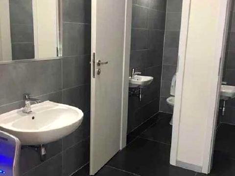 коммерческая по адресу Евгения Сверстюка ул. (Марины Расковой), 1