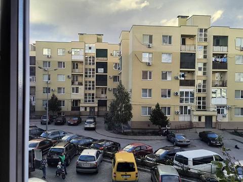 квартира за адресою смт. Авангард, Проїзна вул., 18