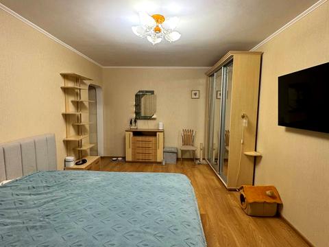 квартира по адресу Драгоманова ул., 1-Г