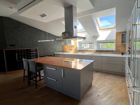 квартира за адресою Круглоуніверситетська вул., 18/2