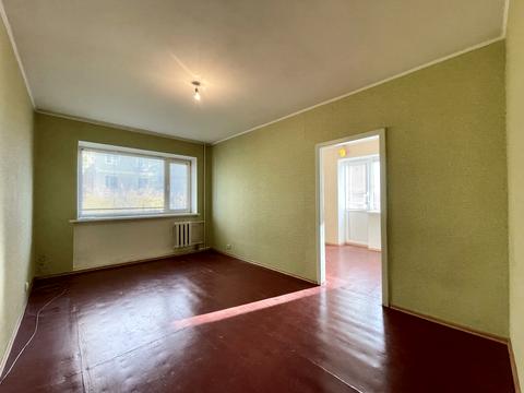 квартира за адресою Космонавтів вул., 122а