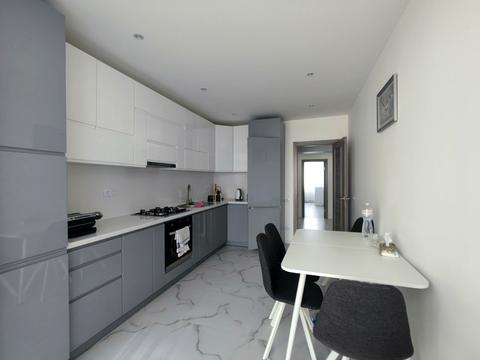 квартира за адресою Андрія Мельника вул., 10