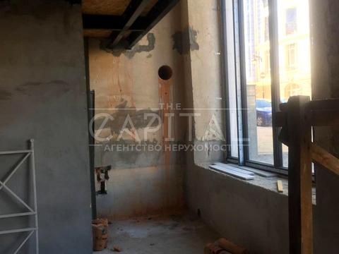 комерційна за адресою Дегтярна вул., 5