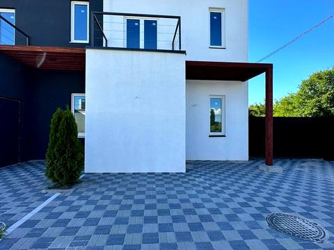 будинок за адресою весняна