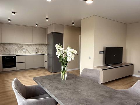 квартира за адресою Садова вул., 1Б