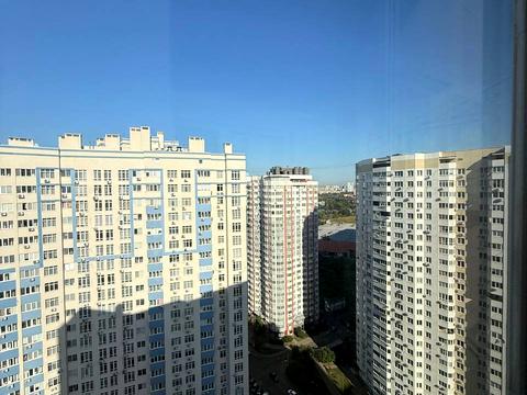 квартира по адресу Драгоманова ул., 6/1