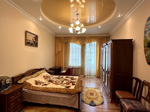 квартира за адресою Вавілова Академіка вул., 5