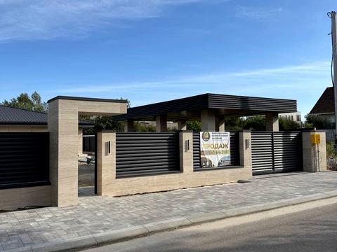 будинок за адресою Вишнева, 44