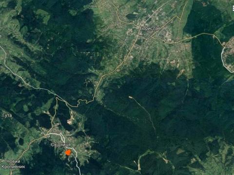 комерційна за адресою Коновальця, 13