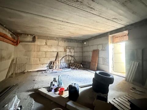 комерційна за адресою Садова вул., 22-Б