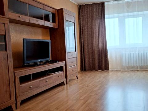 квартира за адресою Верховної Ради бульв., 14-Б