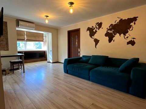 квартира по адресу Ушинского ул., 21