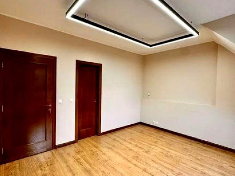 будинок за адресою Крутогірна вул., 52