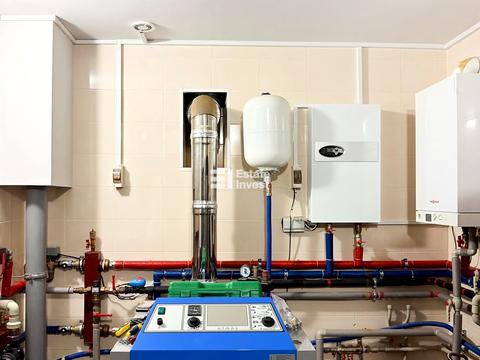 будинок за адресою Миру