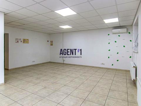 комерційна за адресою Волошкова вул., 30
