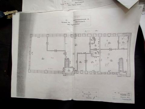 комерційна за адресою Конституційна вул., 15