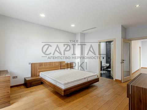 квартира за адресою Андрія Верхогляда вул. (Михайла Драгомирова), 5