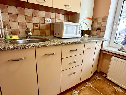 комерційна за адресою Монастирська вул. (Володарського), 43