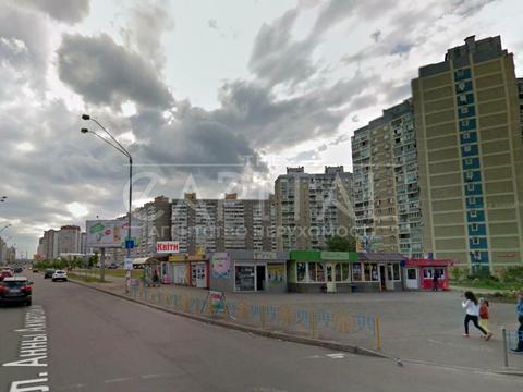 участок по адресу Анны Ахматовой ул., 12