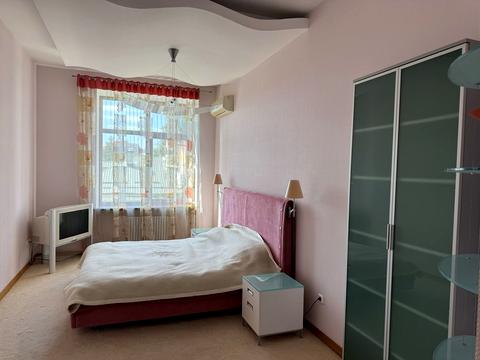 квартира по адресу Вице-адмирала Азарова ул. (Вице-адмирала Азарова), 13