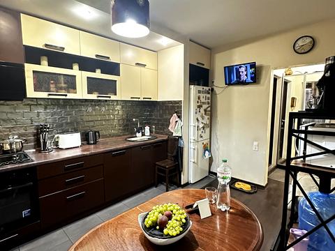 квартира за адресою Озерна вул. (Червоних Майовщиків), 31