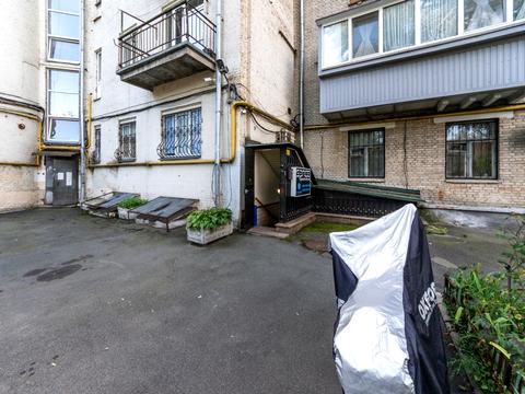 коммерческая по адресу Лютеранская ул., 21