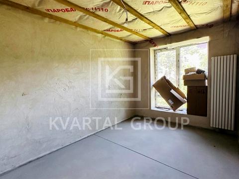 будинок за адресою Миколи Руденка вул. (Руденка)