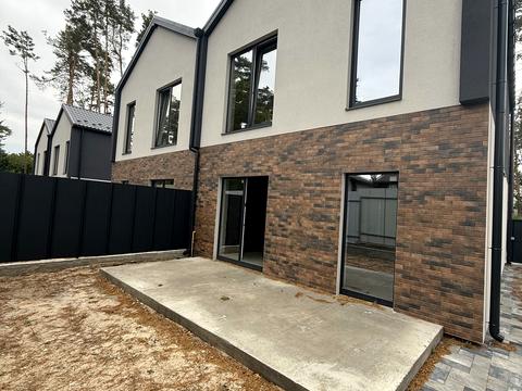 дом по адресу Кросовських