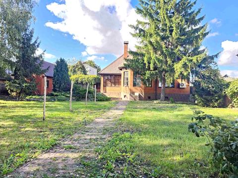 будинок за адресою Центральна вул. (Леніна)