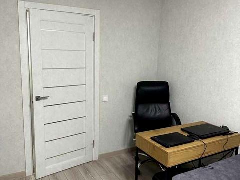 квартира по адресу Героев просп., 12