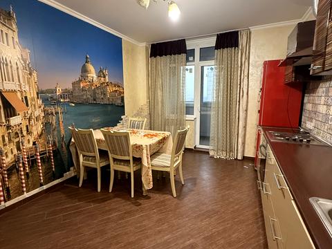 квартира по адресу Николая Ушакова ул., 1-Д