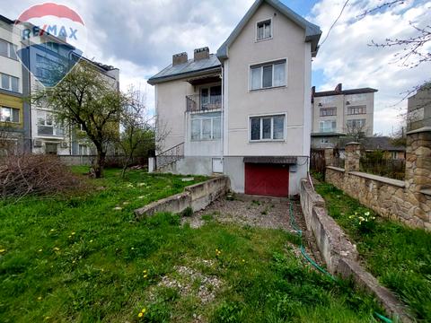 будинок за адресою Миру вул., 24