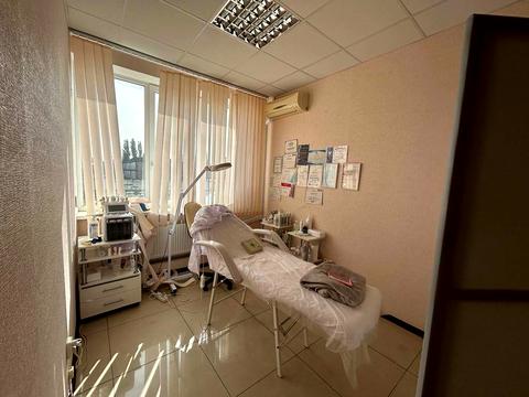 коммерческая по адресу Космонавтов ул., 81