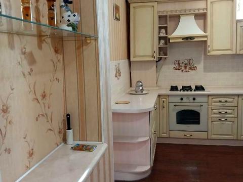 квартира за адресою Утьосова вул., 7