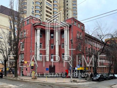 комерційна за адресою Дмитрівська вул., 71