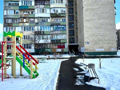 квартира за адресою Сулеймана Стальського вул., 8-Б